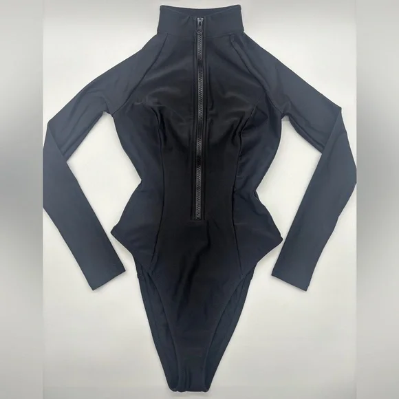 NWOT GIGI C Surf Bathing Suit One-Piece Swimsuit with Front Zip Black S - Picture 3 of 12